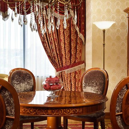 פרישטינה Swiss Diamond Hotel Prishtina מראה חיצוני תמונה A dining room