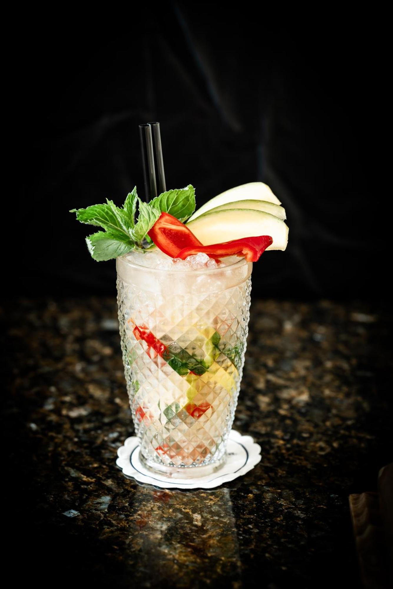 פרישטינה Swiss Diamond Hotel Prishtina מראה חיצוני תמונה Caipiroska