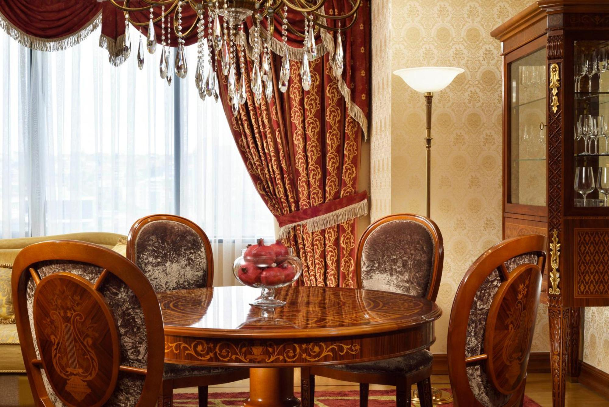 פרישטינה Swiss Diamond Hotel Prishtina מראה חיצוני תמונה A dining room