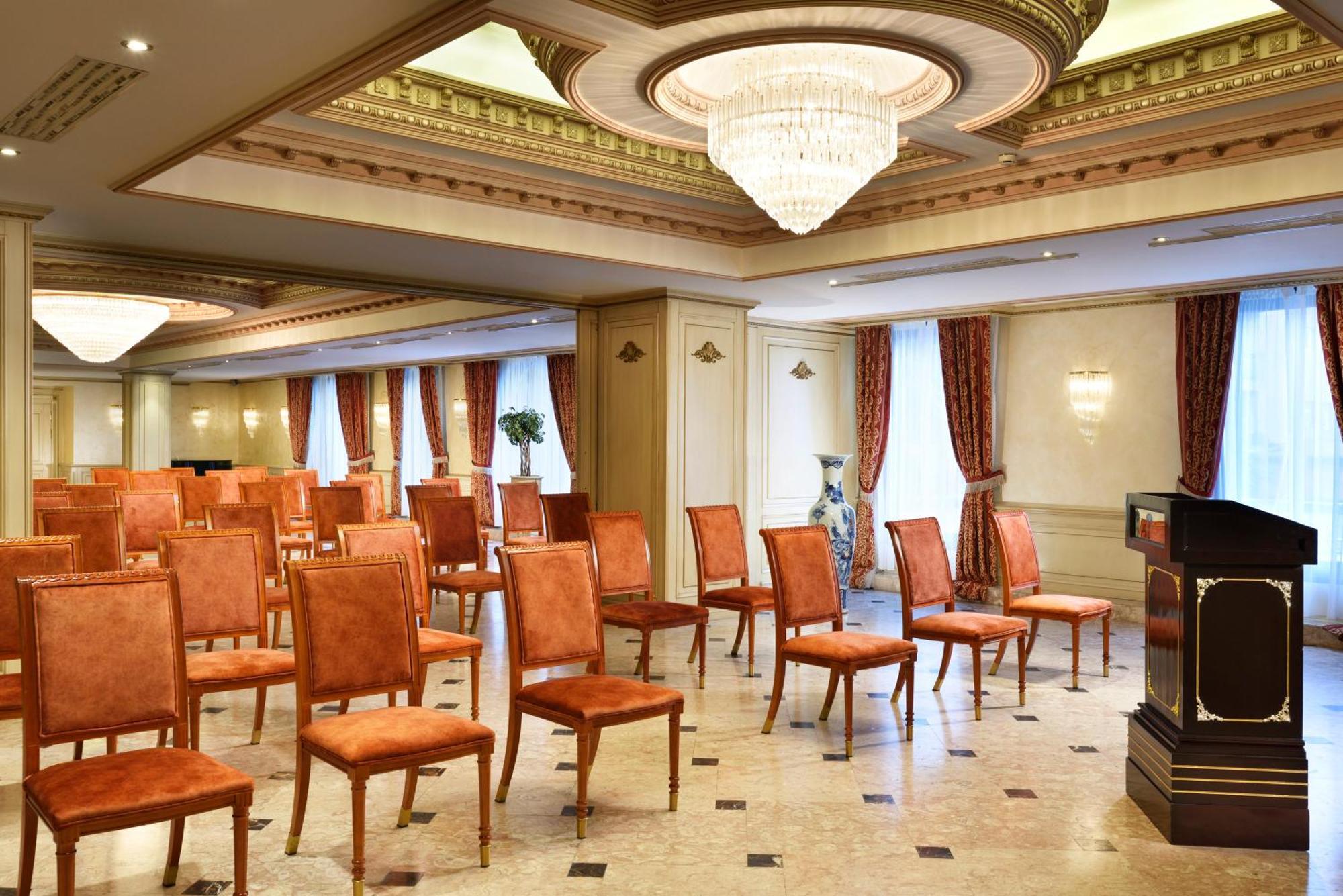 פרישטינה Swiss Diamond Hotel Prishtina מראה חיצוני תמונה The interior of the hotel